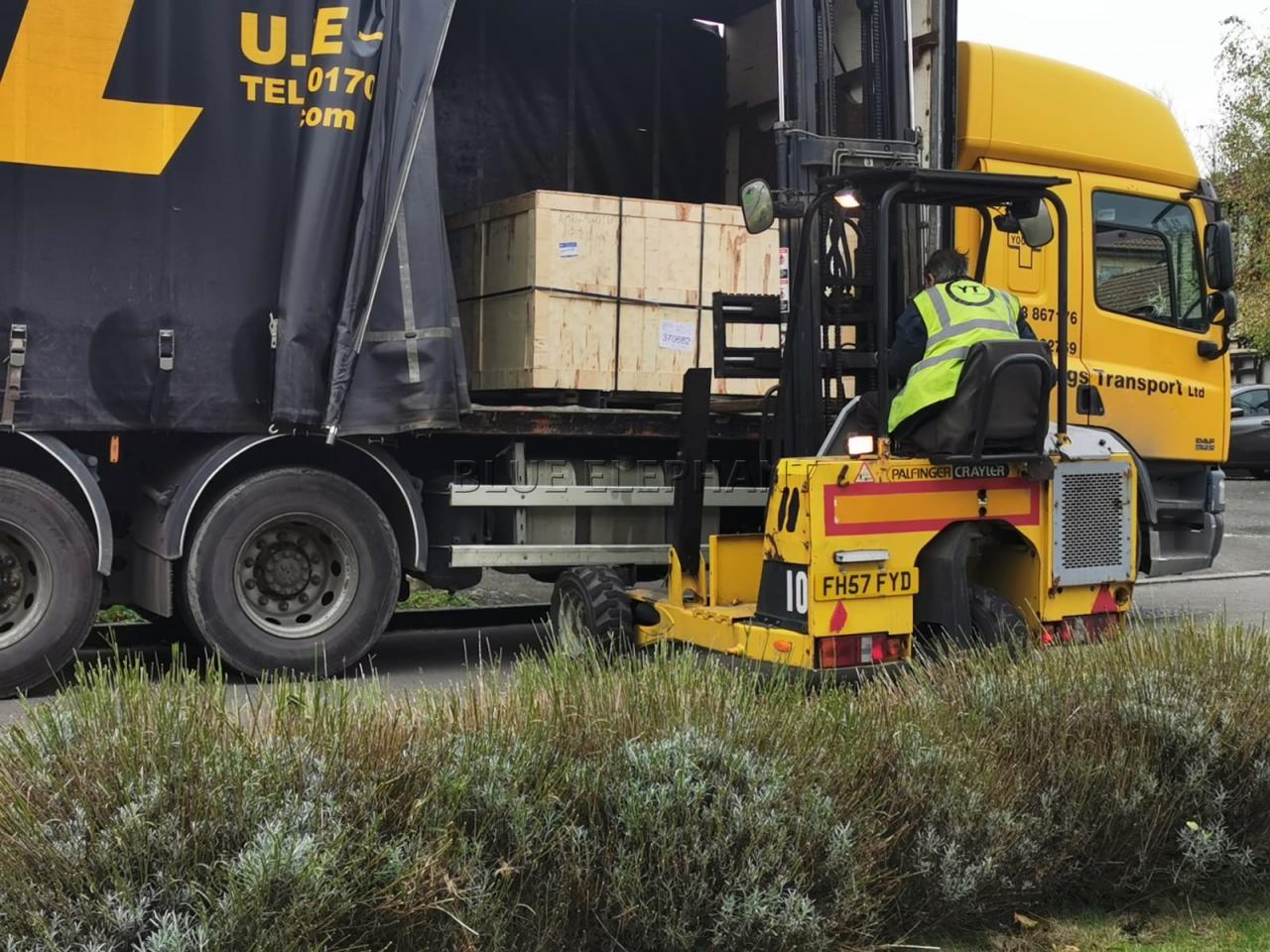 1530 Fiber Laser Cutting Machine For Stainless Steel Carbon Steel Metal Sheet Màquina de tall làser de fibra 1530 per a xapa metàl·lica d'acer al carboni d'acer inoxidable