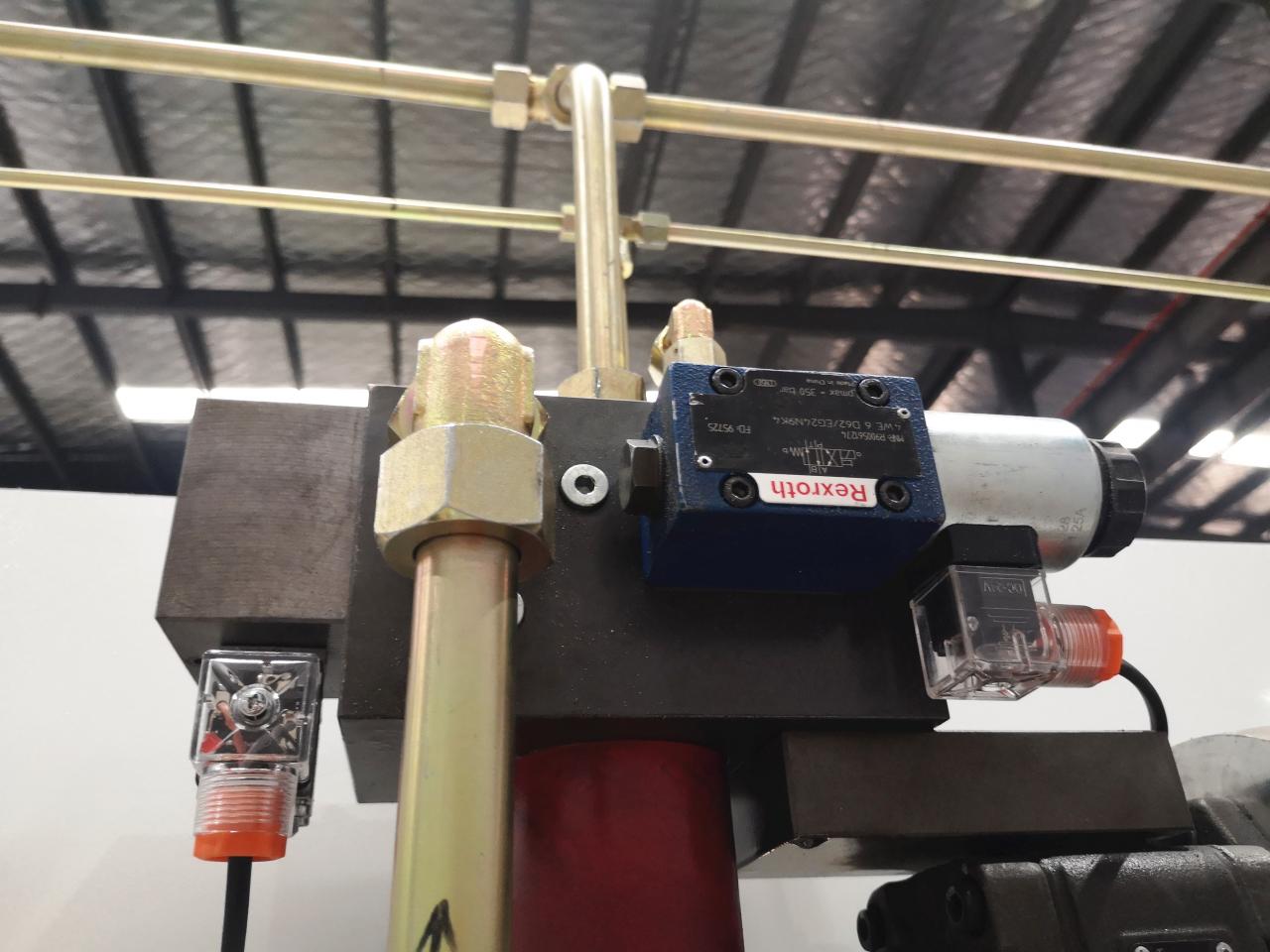 160t-4000 4-axis Cnc Hydraulic Bending Machine Press Brake 160t-4000 Fre de premsa de màquina de doblegar hidràulica CNC de 4 eixos