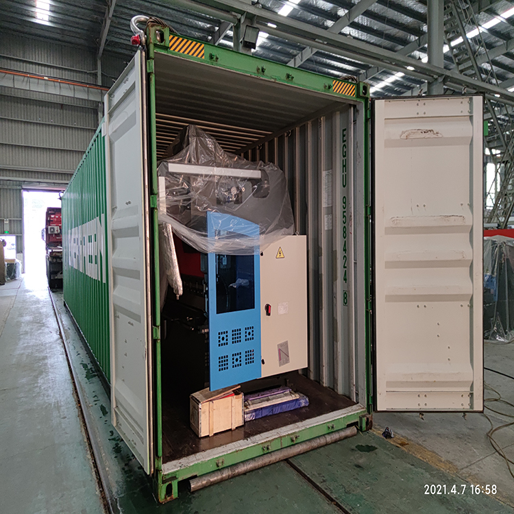 Màquina de frenada de premsa hidràulica de 300t/4000