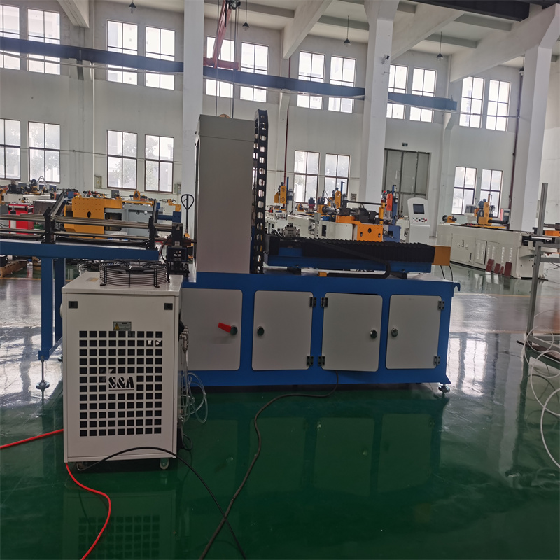 Màquina de tall làser de fibra 3015 per a xapa d'acer al carboni de tubs metàl·lics