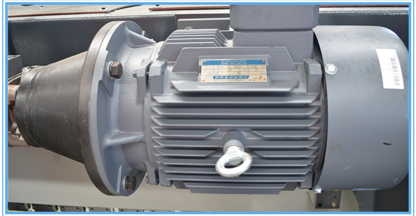 60t Q35-16 Hydraulic Ironworker Shearing Punching Bending And Notching Machine 60t Q35-16 màquina hidràulica de cisalla per punxonar i doblegar i entallar