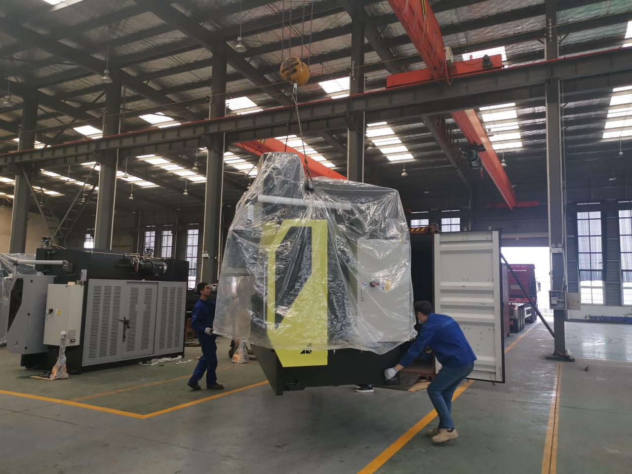 6mm*3200 Hydraulic Steel Plate Cutting Machinery Steel Plate Shearing Machine Màquina de tall de plaques d'acer hidràulica de 6 mm * 3200 Màquina de tall de plaques d'acer