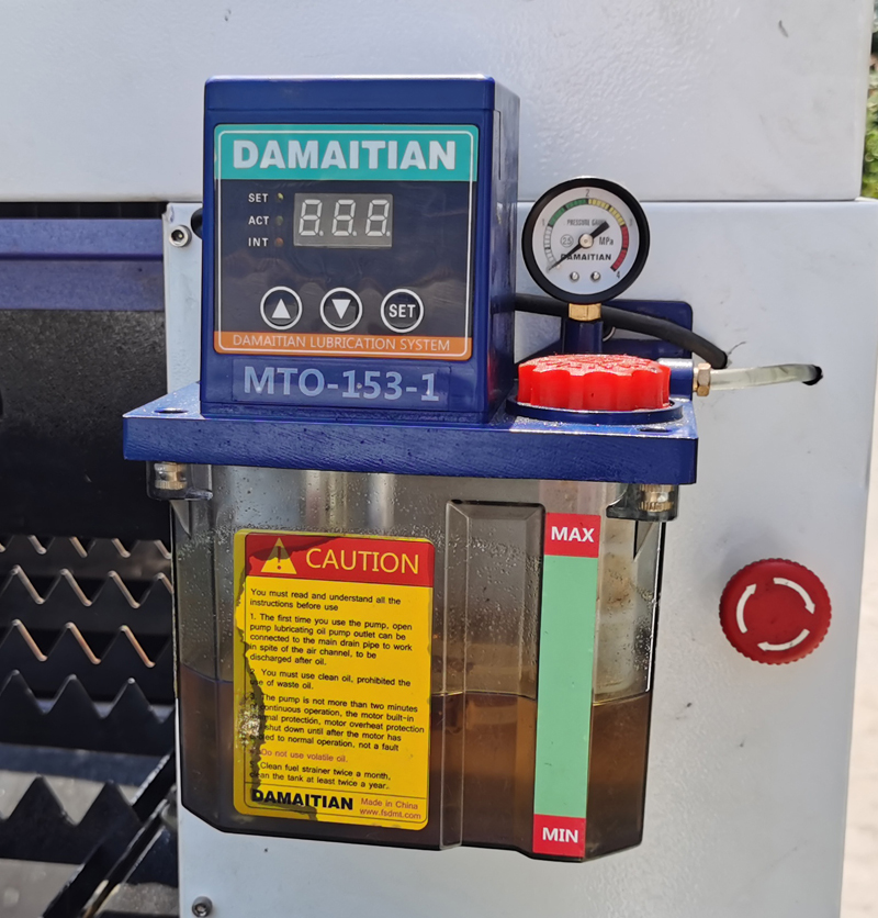 8mm 10mm Carbon Steel Laser Cutter 1530 4020 Cnc Fiber Laser Cutting Machine Tallador làser d'acer al carboni de 8 mm i 10 mm Màquina de tall làser de fibra CNC 1530 4020