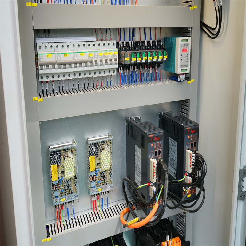 Màquina plegadora d'alta qualitat Màquina plegadora CNC hidràulica amb fre de premsa