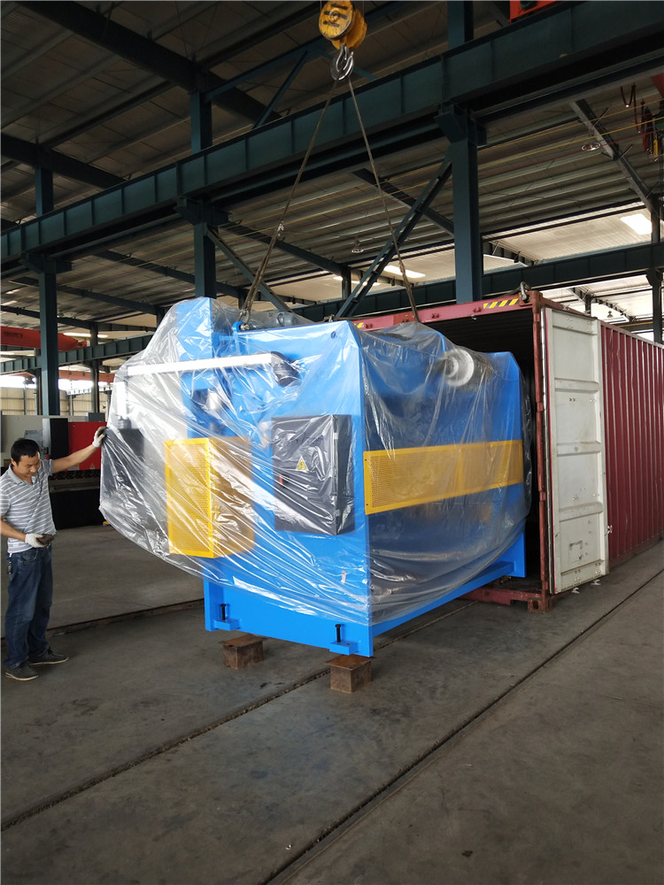 China Metal Hydraulic Press Brake Machine With Reasonable Price Màquina de fre de premsa hidràulica de metall de la Xina amb un preu raonable