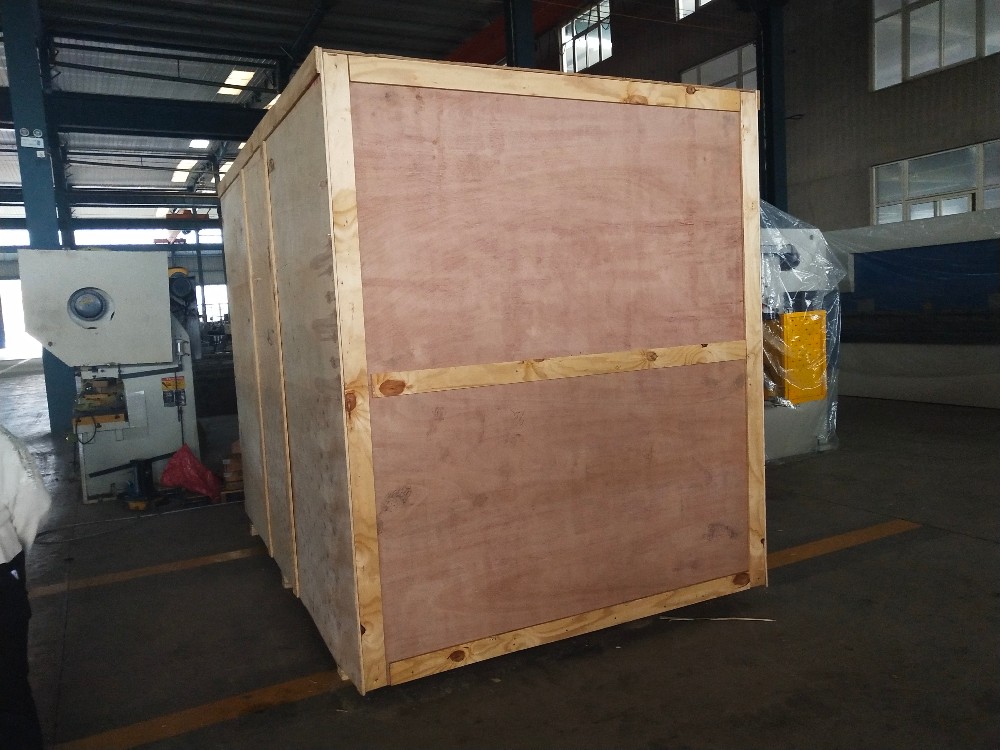 China Metal Hydraulic Press Brake Machine With Reasonable Price Màquina de fre de premsa hidràulica de metall de la Xina amb un preu raonable