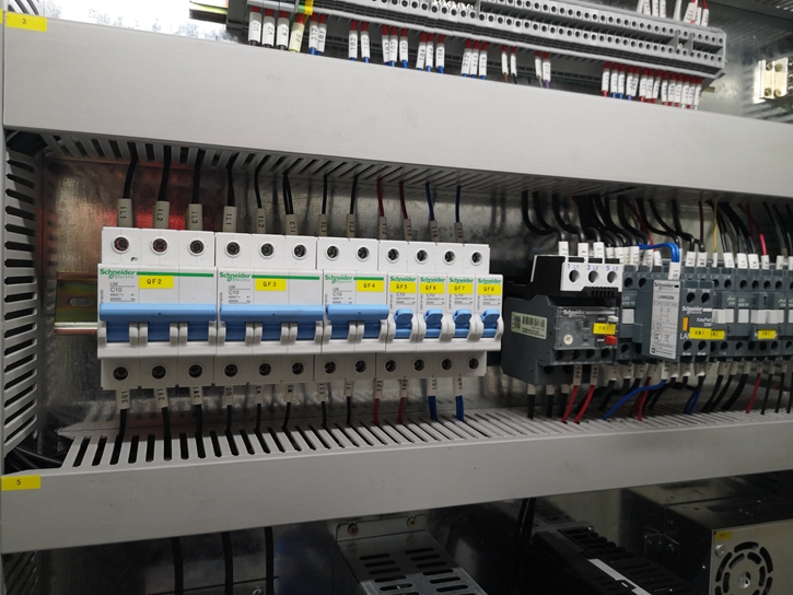 Delem Da66t 125 3+1 4+1 6+1 8+1 Cnc Hydraulic Press Brake For Metal Plate Bending Delem Da66t 125 3+1 4+1 6+1 8+1 Fre de premsa hidràulica CNC per a la flexió de plaques metàl·liques