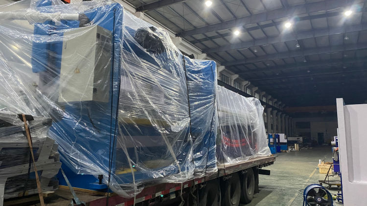 Economic Single Double Worktable Cnc Sheet Metal Fiber Laser Cutting Machine Màquina de tall per làser de fibra de xapa Cnc de taula de treball doble econòmica