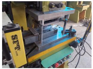 Mechanical Press Machine, 100 Ton Power Press Price Màquina de premsa mecànica, preu de premsa elèctrica de 100 tones