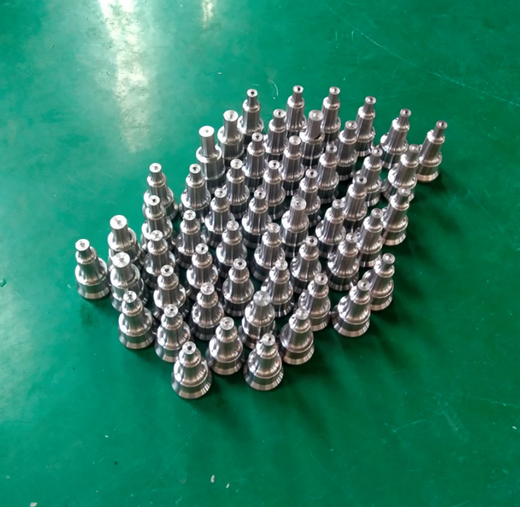 Q35y Series Hydraulic Ironworker Shearing And Punching Machine Màquina de cisalla i punxonadora hidràulica de la sèrie Q35y