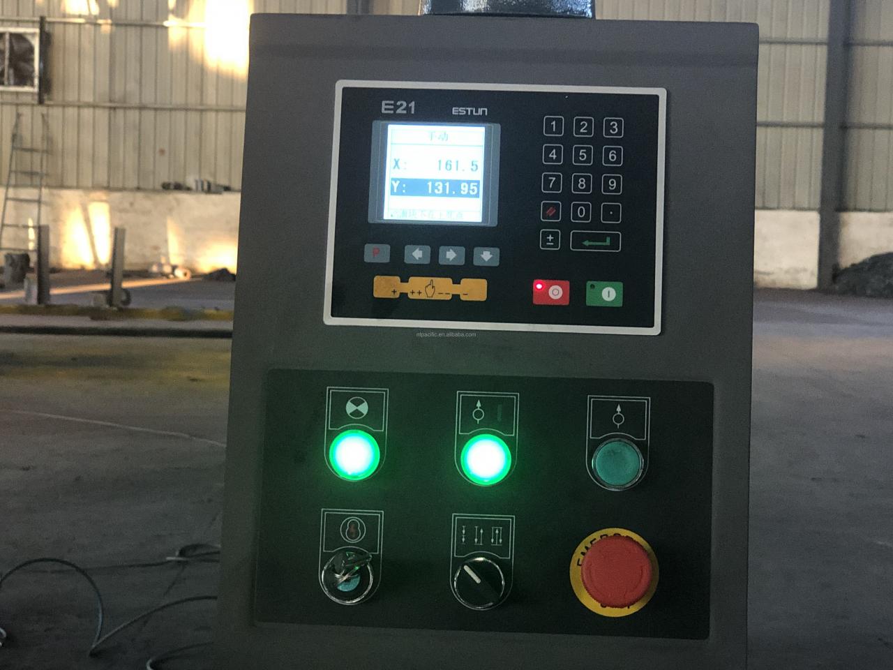 Wc67k Cnc Aluminum Iron Plate Hydraulic Press Brake Cnc Metal Sheet Bending Machine Wc67k Cnc Placa de ferro d'alumini Fre de premsa hidràulica Cnc Dobladora de xapes metàl·liques