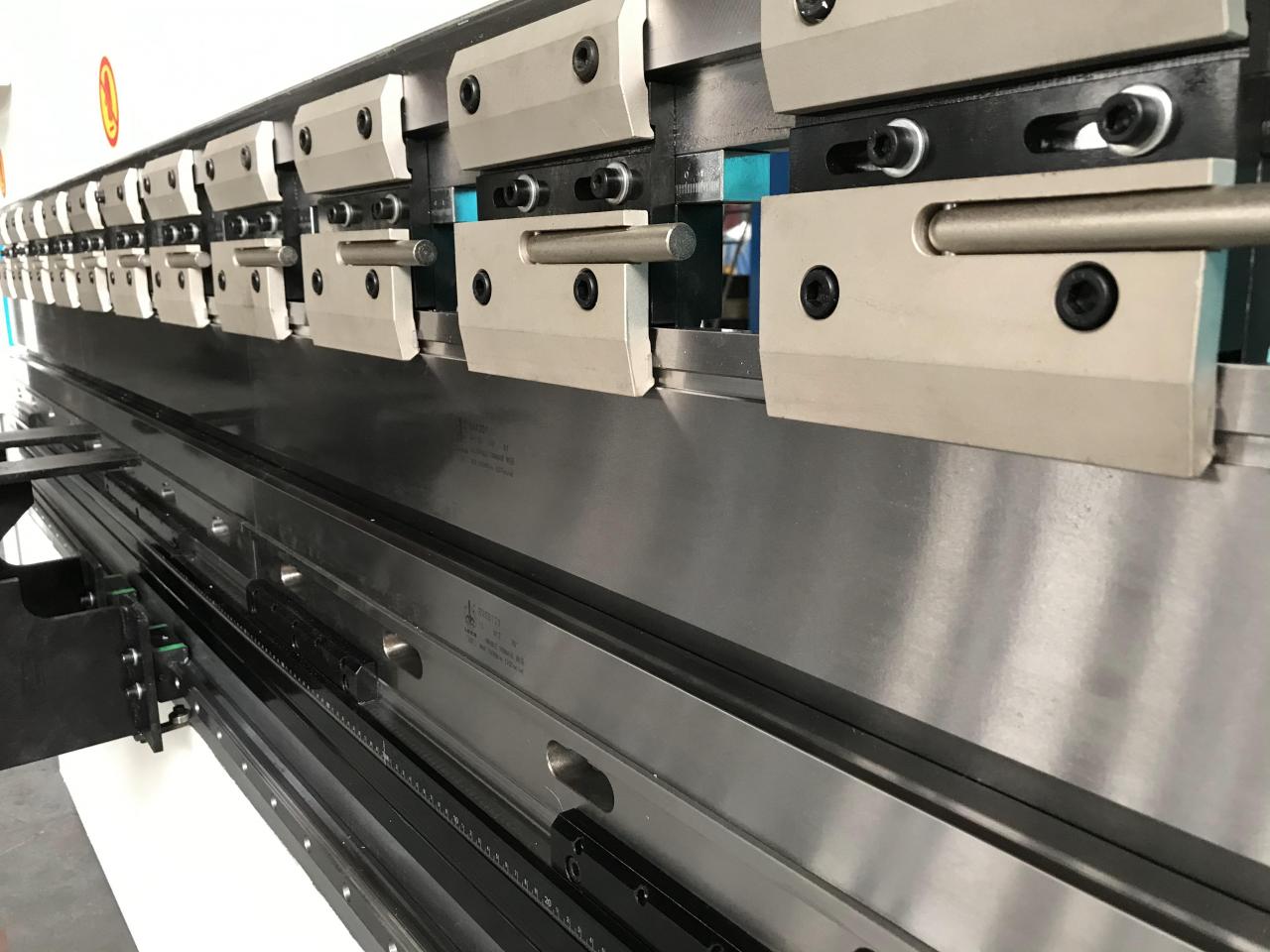 Wc67y-65/2500 Màquina de fre de premsa hidràulica OEM Màquina de doblegar d'acer